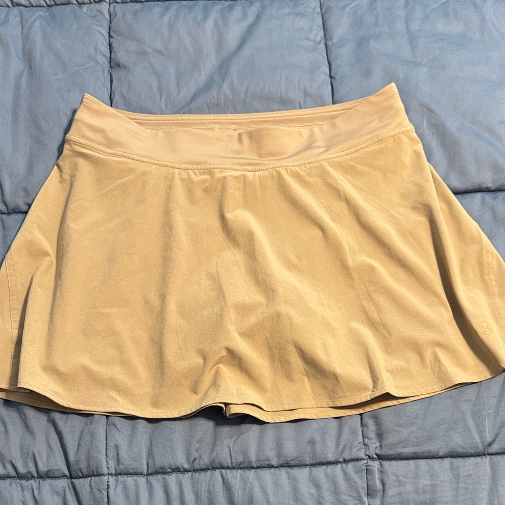 Lululemon lightweight high-rise tennis skirt sz 10